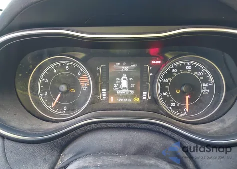 2019 Jeep Cherokee Altitude Fwd from USA, damaged, VIN 1C4PJLLB2KD466048